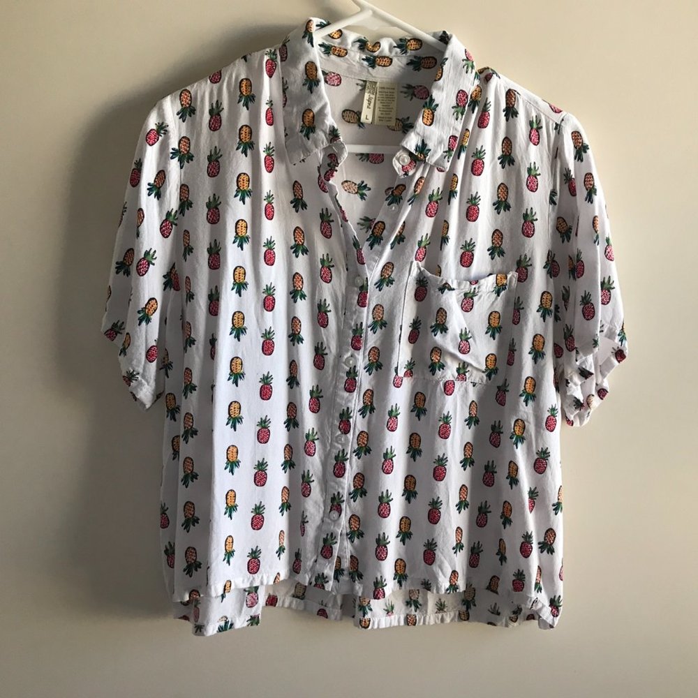 Japna Pineapple Button Up Short Sleeve Crop Top